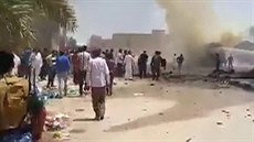 V irácké Samáv zaútoil IS, pi bombových útocích zemelo nkolik lidí