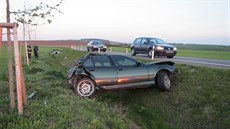 Tragická dopravní nehoda mezi Ostroskou Lhotou a Uherským Ostrohem.