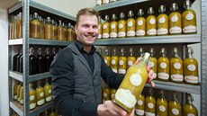 Úsp�ch mladého podnikatele z Kladna Michala Bare�e nezm�nil, i dnes se sám...