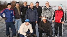 Hrdinové po�adu Superchlapi s trenérem