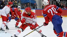 Anders Bastiansen z Norska (vpravo) v souboji s Larsem Ellerem z Dánska
