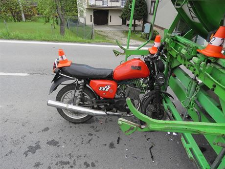 Motorka dvaaticetiletého motocyklisty, který v Bordovicích na Novojiínsku...