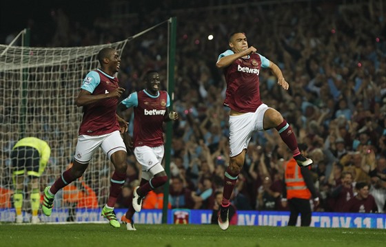 West Ham United, populární londýnský klub me být soupeem Slavie v kvalifikaci o Evropskou ligu.