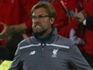 Liverpolský trenér Jürgen Klopp se raduje z gólu do sít Sevilly ve finále...