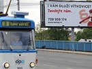 Billboard vyzývající vitele Vítkovic, který nechala spolenost Wetag umístit...