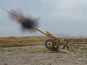 Afghnsk armda v boji s Talibanem. (9. kvtna 2016)