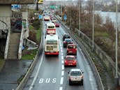 Buspruh na Strakonické pod Barrandovským mostem