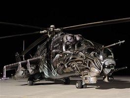 Vrtulník Mi-24/35 s názvem Alien Tiger 221. letky z Náměšti nad Oslavou.