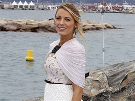 Blondýnka stihla v Cannes přestavit i další snímek, ve kterém hraje hlavní...