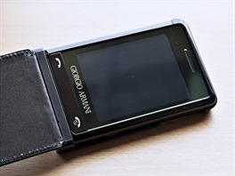 Vte nevte, prvním konkurentem iPhonu od Samsungu byl tento pístroj. Je to...