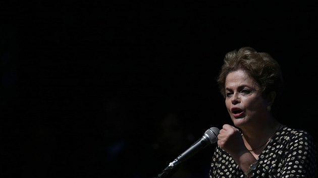 Brazilsk prezidentka odpotv posledn hodiny v adu (11. kvtna 2016)