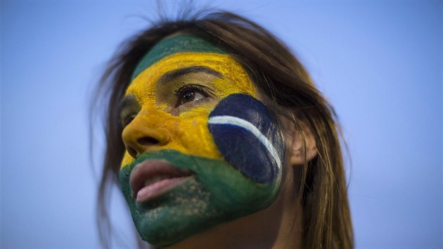 Za sesazen brazilsk prezidentky protestuj v ulicch tisce lid (11. kvtna 2016)