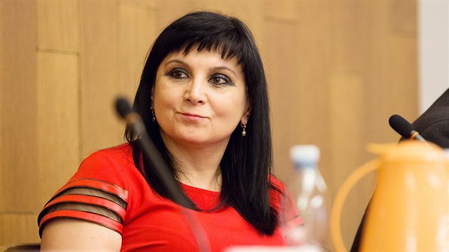 Advokátka Klára Samková na semináři Máme se bát islámu? v Poslanecké sněmovně (18. května 2016)