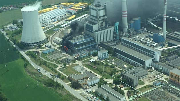 Po��r elektr�rny �EZ M�ln�k v Horn�ch Po�aplech (13.5.2016).