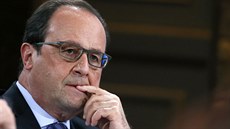 Francouzský prezident Francois Hollande jako první potvrdil, e se letadlo...