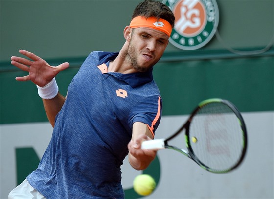 Jií Veselý v utkání 2. kola Roland Garros.