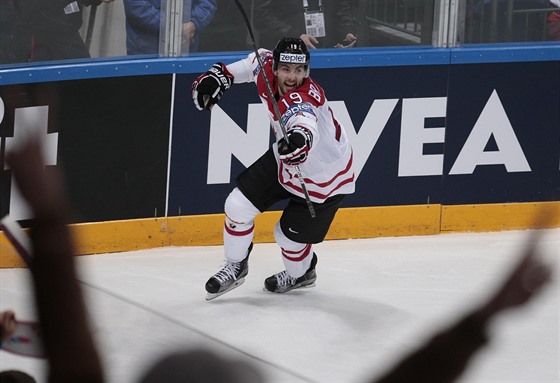 Kanadský hokejista Derick Brassard vstelil v semifinále gól na 3:3.