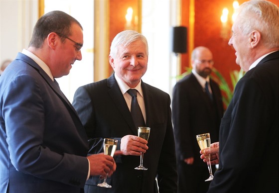 Prezident Miloš Zeman jmenoval stávajícího člena bankovní rady, bývalého...