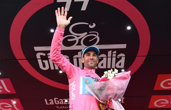Média jej pohbívala, ale Vincenzo Nibali vstal z mrtvých a vyhrál loské Giro s týmem Astana. Nyní jede za Bahrain Merida.