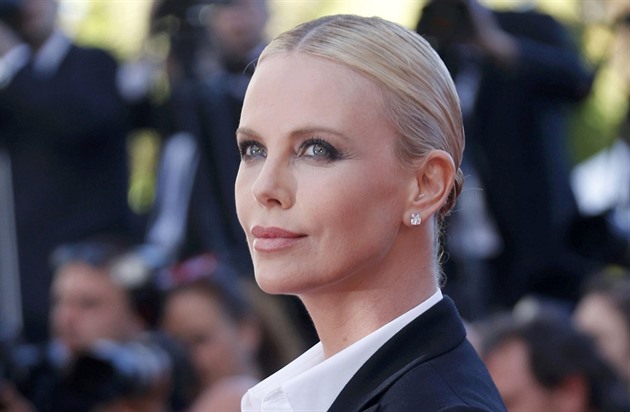 OBRAZEM: Celebrity, které přiznaly boj s obsedantně kompulzivní poruchou
