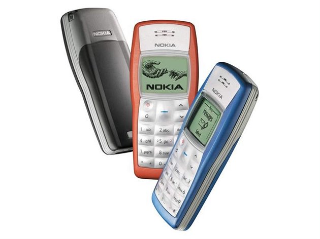 Před 15 lety představila Nokia nejprodávanější mobil všech dob - iDNES.cz