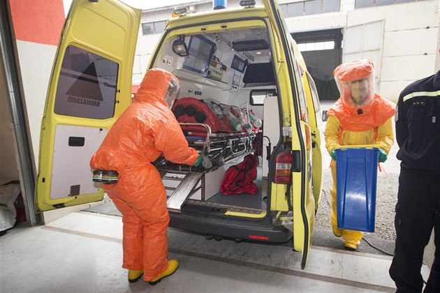 Záchranái budou sanitku pouívat pro pacienty nakaené napíklad loutenkou,...