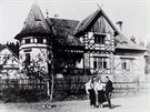 Hjovna bor postaven v roce 1908 souasn s Teslnskou hjovnou.