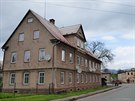 D�m �.p. 124 stoj� v Jet�ichov� na dohled od k�i�ovatky a b�val� Heinzelovy...