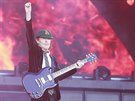 Angus Young na koncertu AC/DC (Letany, Praha, 22. kvtna 2016)