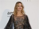 Vanessa Paradis na galaveeru Nadace na podporu výzkumu AIDS (amfAR) (Antibes,...