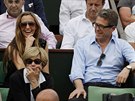 Anna Ebersteinová a Hugh Grant  na tenise (Paí, 25. kvtna 2016)