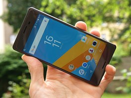 Sony Xperia X