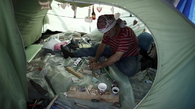 Provizorn tboit v Idomeni vzniklo samovoln, kdy asi ped temi msci Makedonie a dal evropsk zem uzavely hranice pro uprchlky (23. kvtna 2016)