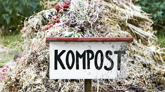 Příroda přírodě aneb přirozený koloběh. Kompost je jedním z pilířů biodynamického zemědělství. Vytvářejí zde až čtyřicet různých druhů pro různá určení.