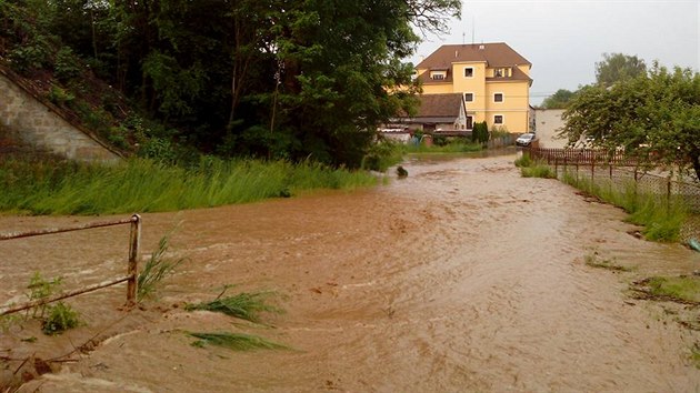 Pvalov det zaplavily Jezbiny u Jarome na Nchodsku.