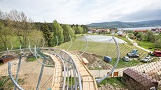 U Lipna roste horská bobová dráha. Otev�ou ji 1. �ervence.