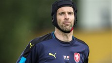 REKORDNÍ ZÁPIS Petr �ech b�hem utkání s Maltou, které pro n�j bylo 119. startem...