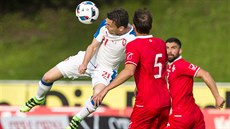 David Lafata hlavi�kuje na bránu Malty v p�ípravném utkání v rakouském...