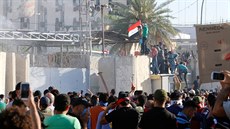 Protivládní demonstrace v Bagdádu (20. kvtna 2016)
