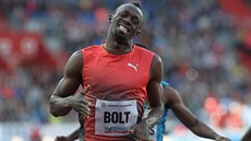 STOPROCENTNÍ SPOKOJENOST CHYBÍ. Jamajský sprinter Usain Bolt na mítinku Zlatá...