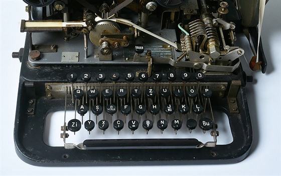 Šifrovací stroj Lorenz, který používali nacisté pro výměnu tajných vzkazů.