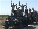Irácká armáda zahájila útoky na islamisty ve Fallúdi.