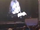 Zpvaka Adele vyplísnila fanynku, která si její koncert v italské Veron...
