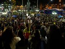 Do ulic brazilských mst vyly o víkendu tisíce lidí, kteí protestovali proti...