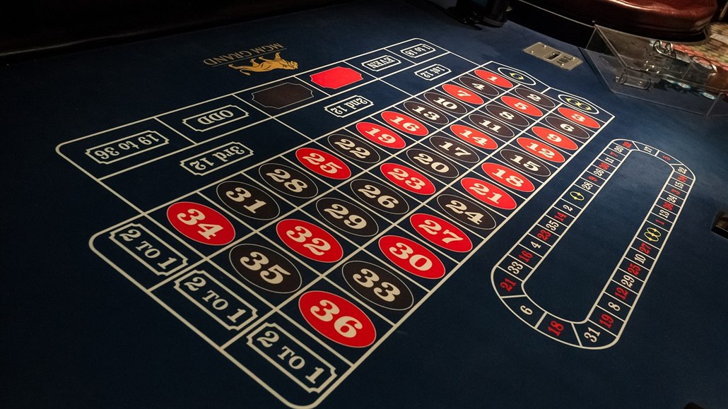 Americká ruleta se dv�ma nulami