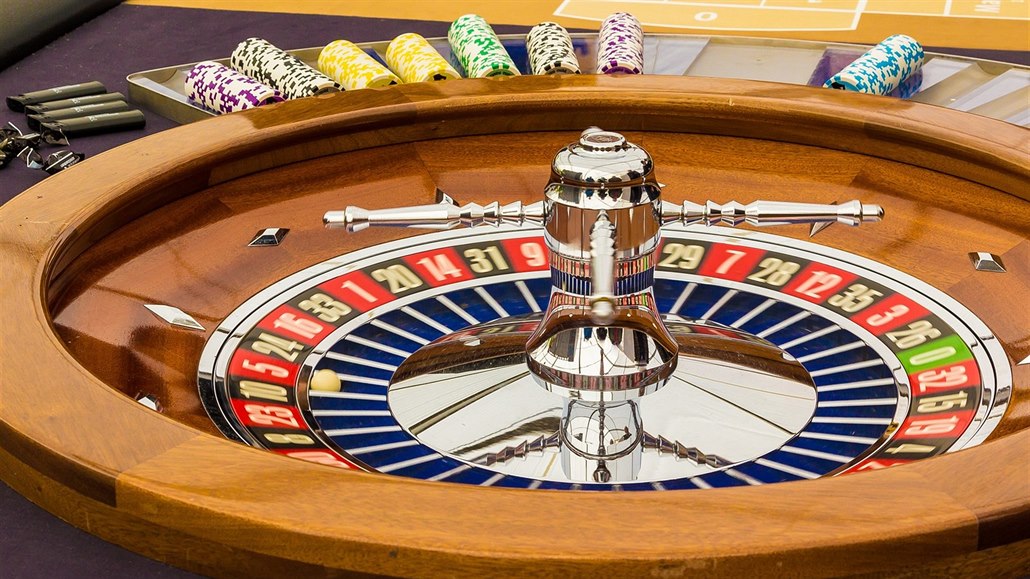 Ubylo automatů a heren, přibývá kasin. Na vzestupu je online hazard