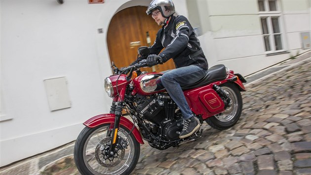 Harley-Davidson Iron 883 verze "Jawason"