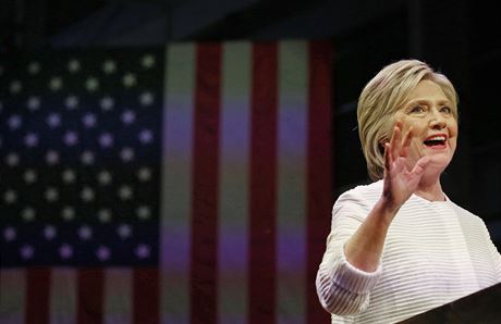 Hillary Clintonová bhem proslovu v newoyrském Brooklynu, kde ohlásila své...