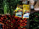 Venezuelci si jezdí pro jídlo do Kolumbie, doma si ho nemohou dovolit. (8.6....