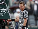 FRUSTRACE. Tomá Berdych ve tvrtfinále Roland Garros.